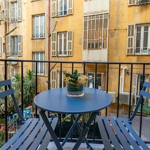 Apartment Centre Flat - Modern, Quiet And Brand New Nice