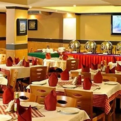 **  Hyde Park Hotel Dubai Birleşik Arap Emirlikleri